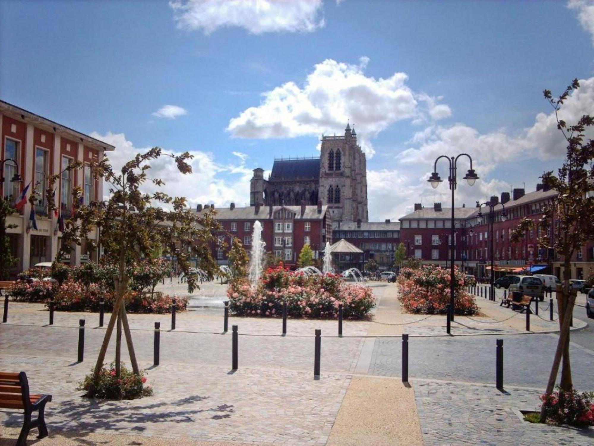La Main D'or - Confort - Calme - Centre Apartment